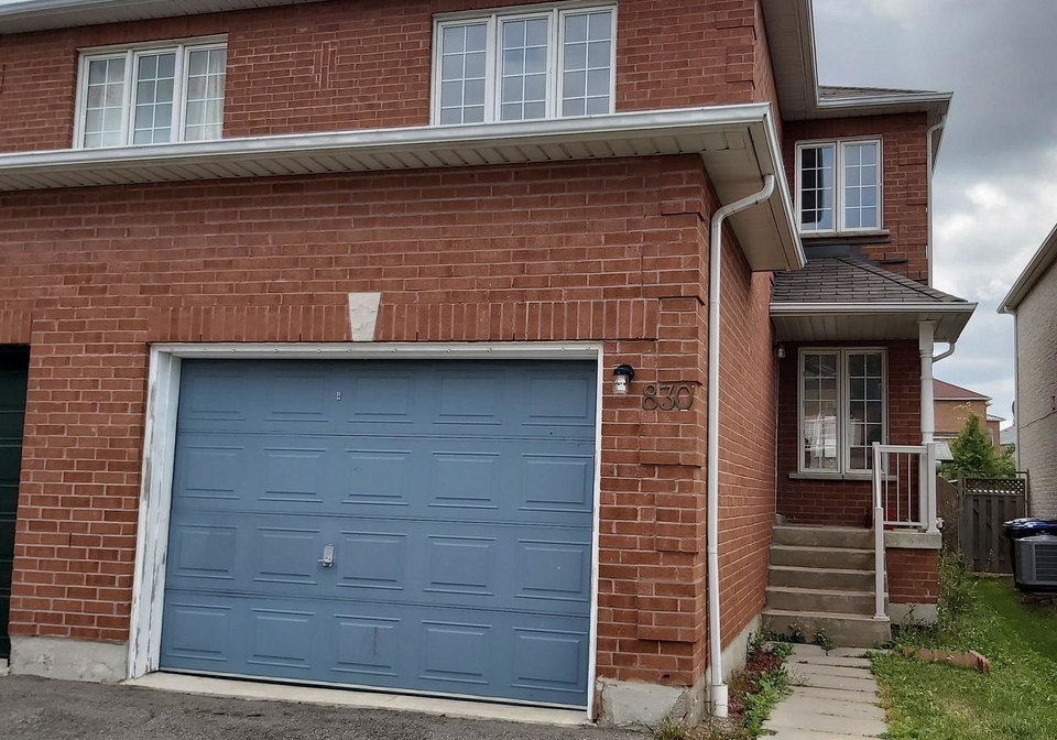 830-avonshire-court-mississauga-ontario-w13073870