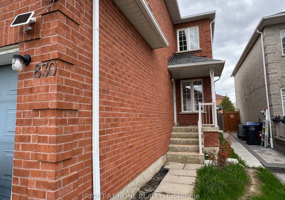 830-avonshire-court-mississauga-ontario-w13073870