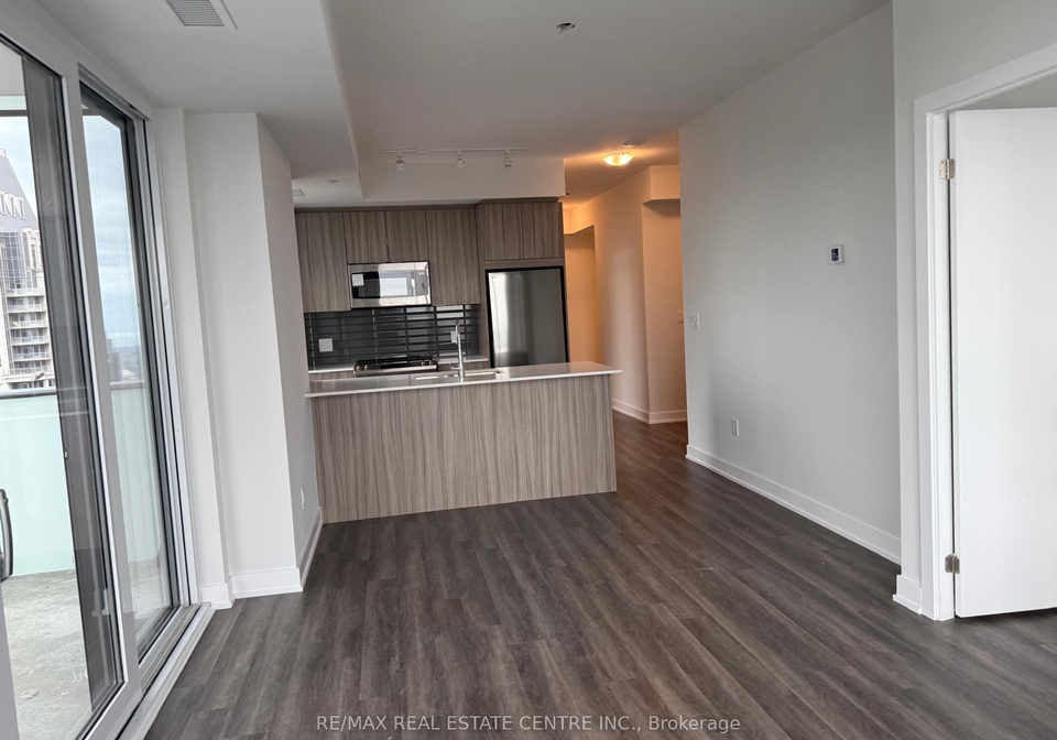 430-square-one-drive-mississauga-ontario-w13073958