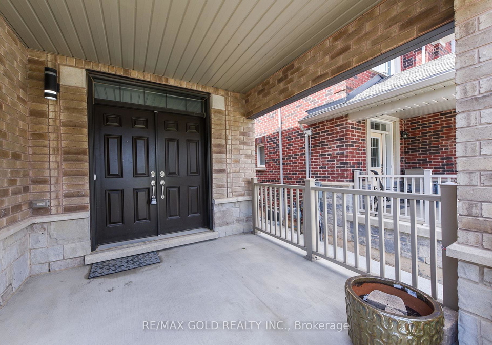 1270-mcphedran-point-milton-ontario-w13074022