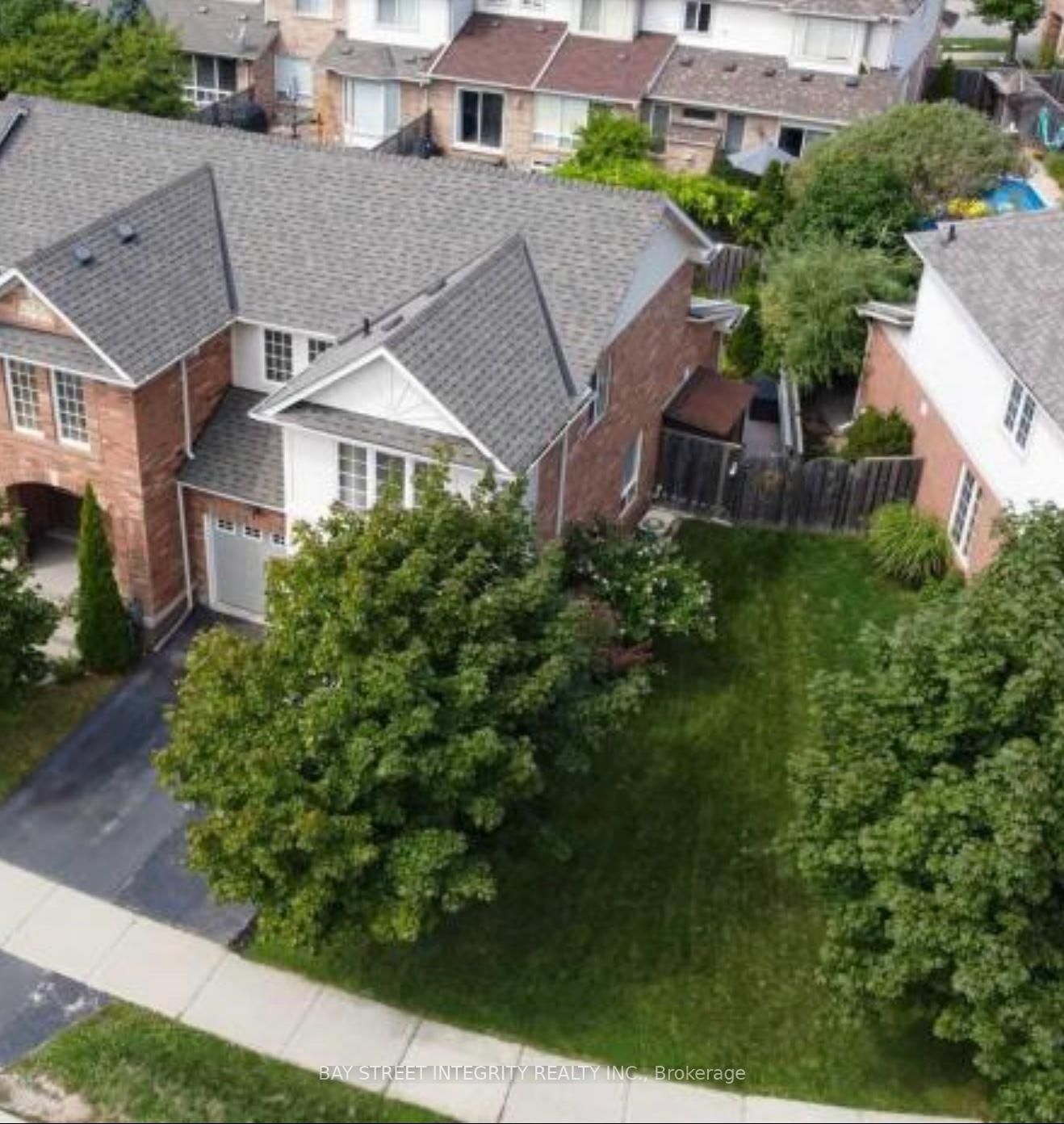 2515-carberry-way-oakville-ontario-w13074054