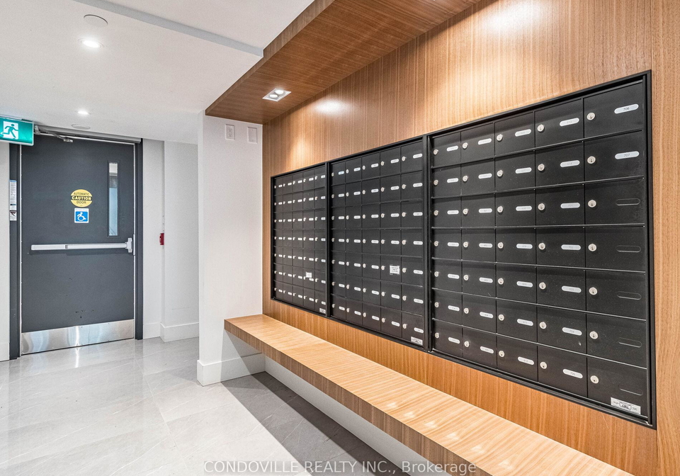 57-brock-street-w-toronto-ontario-w13074134