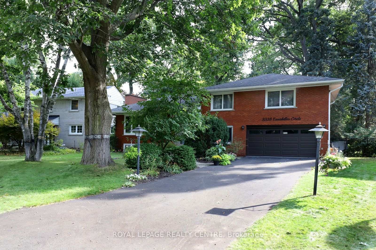 3338-enniskillen-circle-mississauga-ontario-w13074154