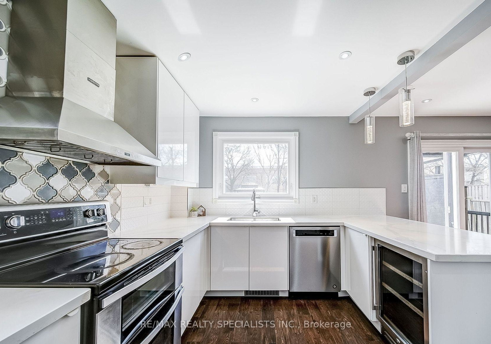 3148-harris-crescent-mississauga-ontario-w13074236