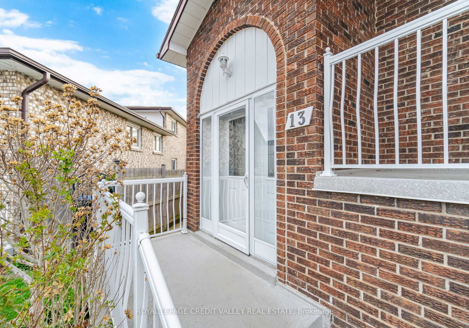 13-cheryl-court-brampton-ontario-w13074286