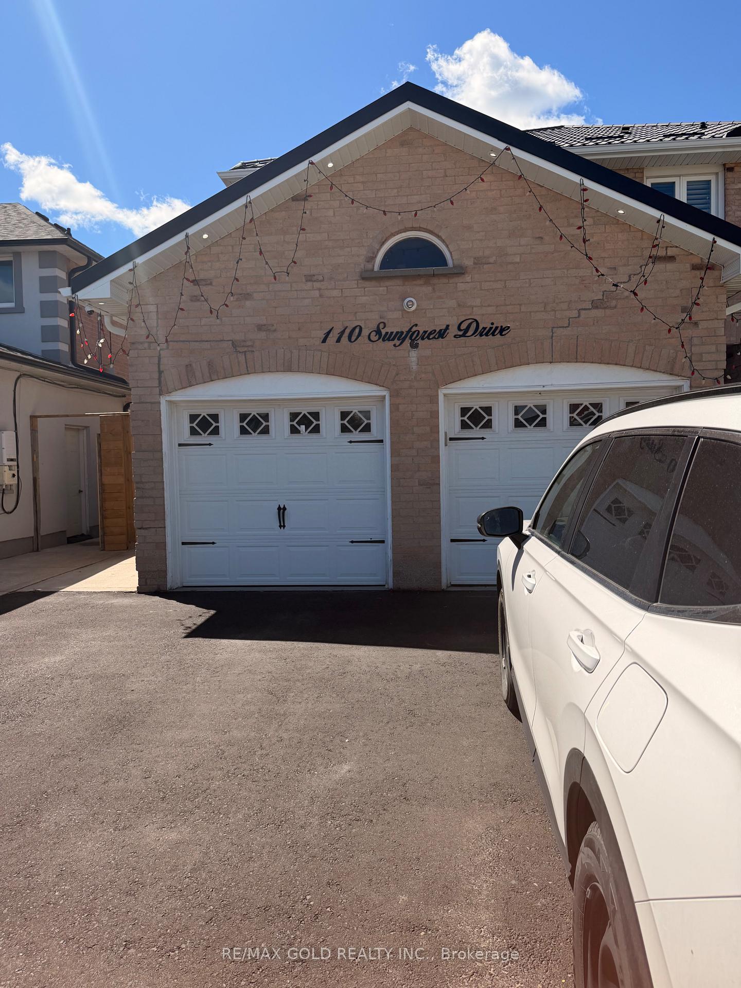 11-sunforest-drive-brampton-ontario-w13074386