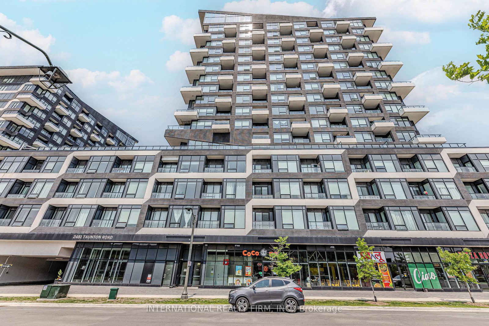 2481-taunton-road-oakville-ontario-w13074512