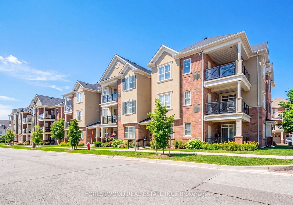 2338-taunton-road-oakville-ontario-w13074648