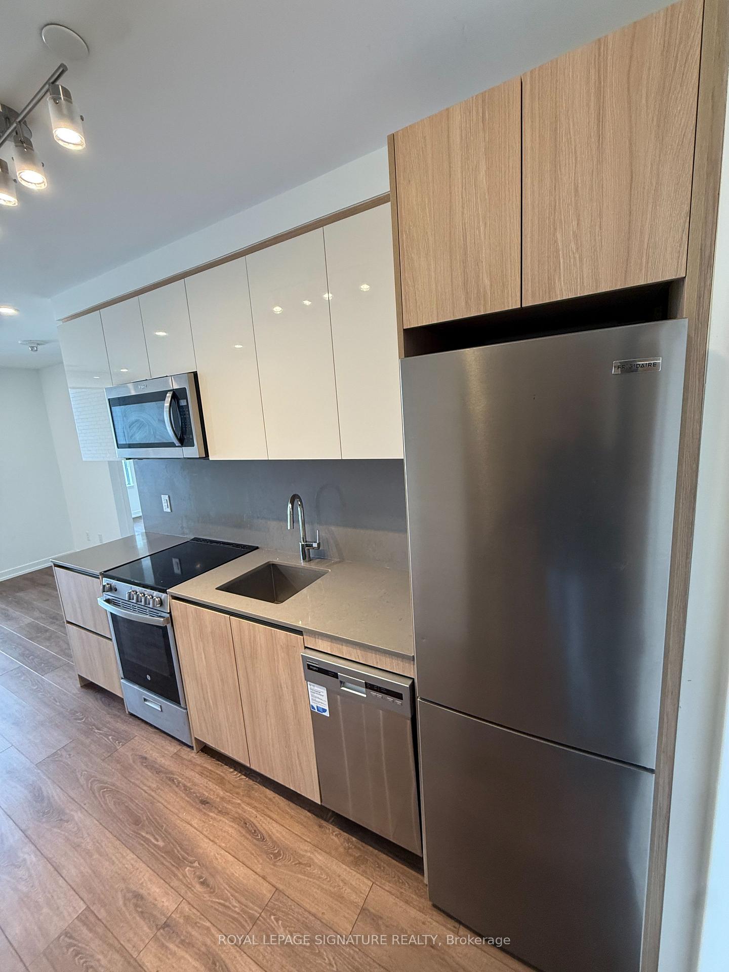 3100-keele-street-york-ontario-w13074654