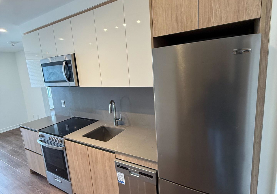 3100-keele-street-york-ontario-w13074654