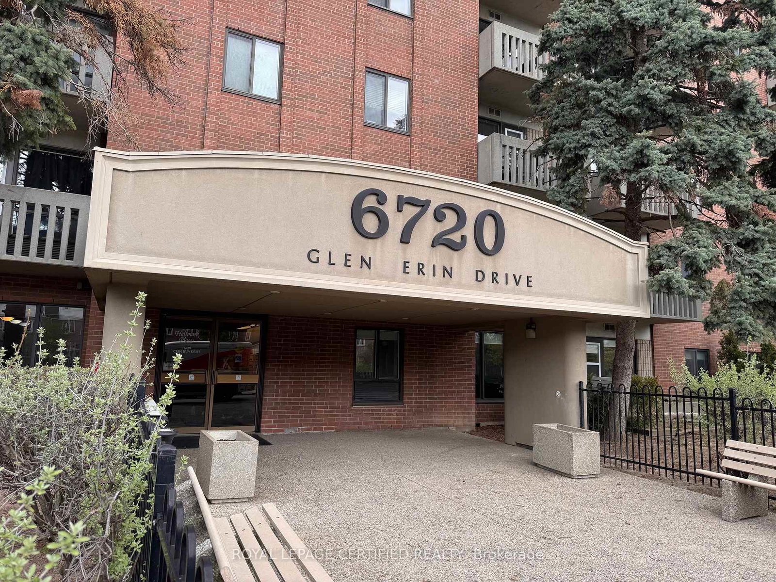6720-glen-erin-drive-mississauga-ontario-w13074752