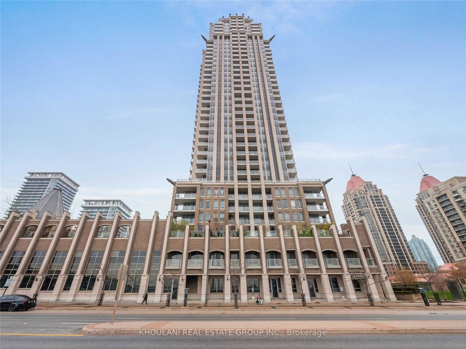 388-prince-of-wales-drive-mississauga-ontario-w13074866