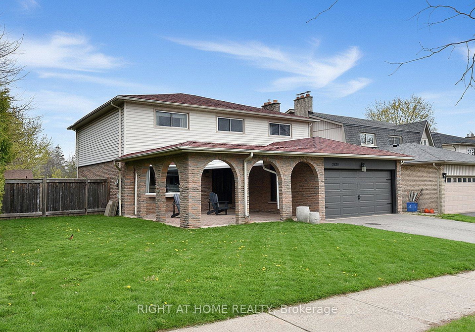 2451-sinclair-circle-burlington-ontario-w13075286