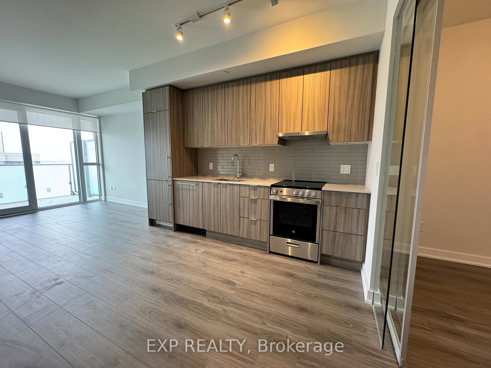 430-square-one-drive-mississauga-ontario-w13075302