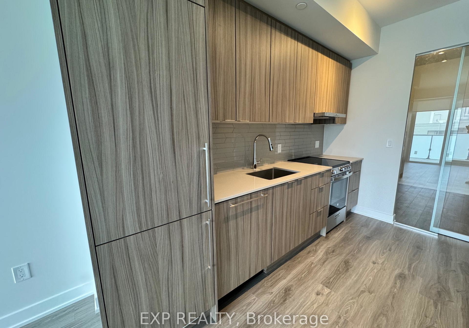 430-square-one-drive-mississauga-ontario-w13075302