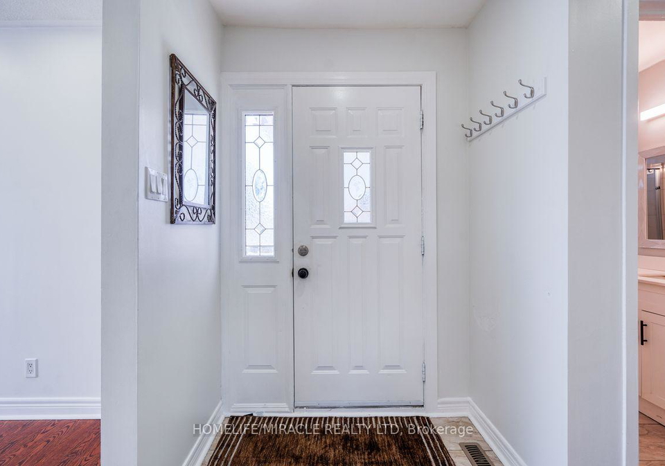40-reigate-avenue-brampton-ontario-w13075390