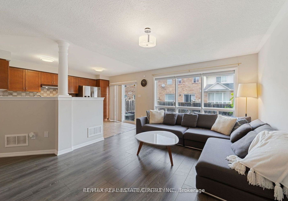 809-stark-circle-milton-ontario-w13075492