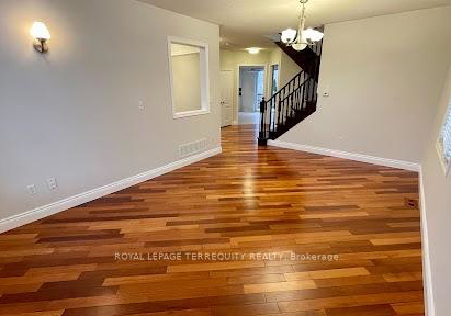2089-blackforest-crescent-oakville-ontario-w13075692