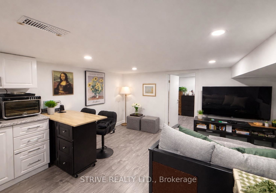 23-burnfield-lower-avenue-toronto-ontario-w13075772