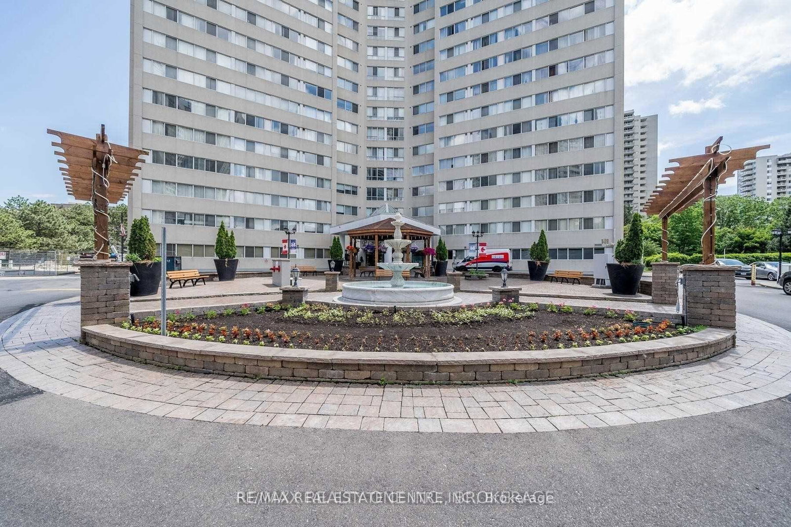 3695-kaneff-crescent-mississauga-ontario-w13075838