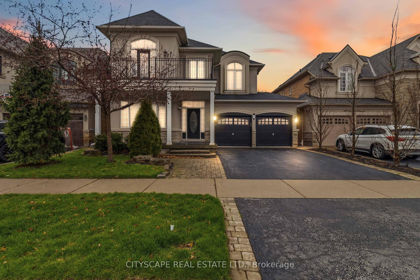 135-innville-crescent-oakville-ontario-w13075876
