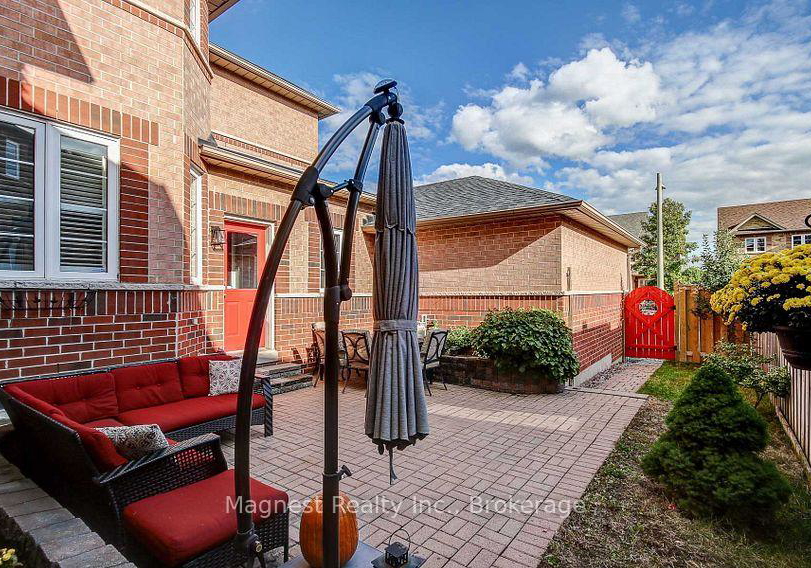 348-rosegate-way-oakville-ontario-w13075882