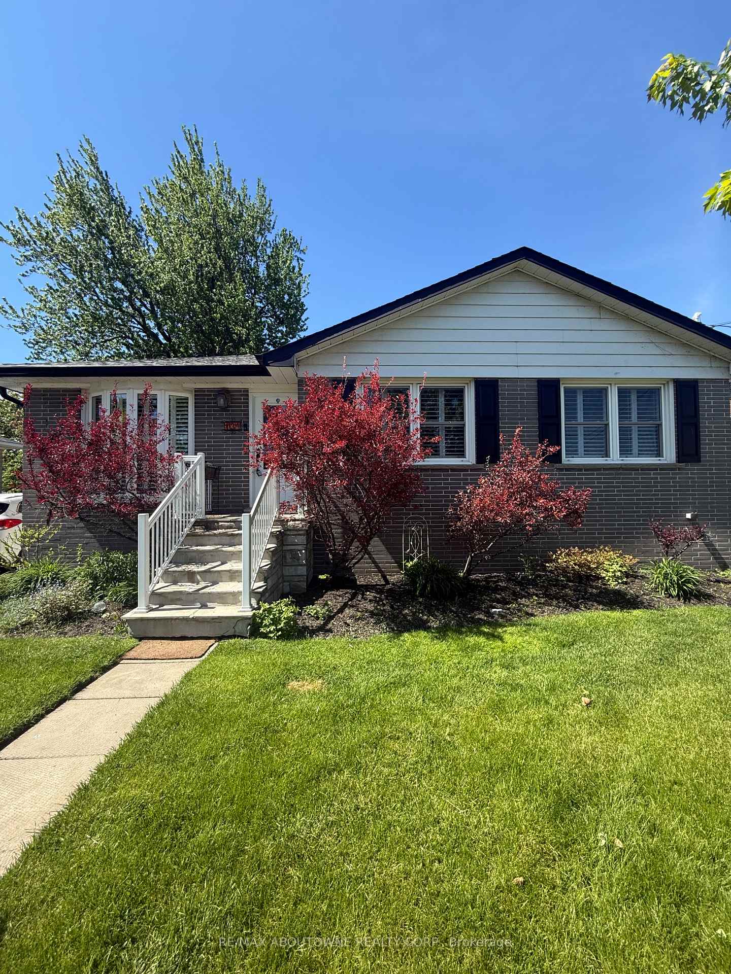 134-wakefield-road-milton-ontario-w13075974