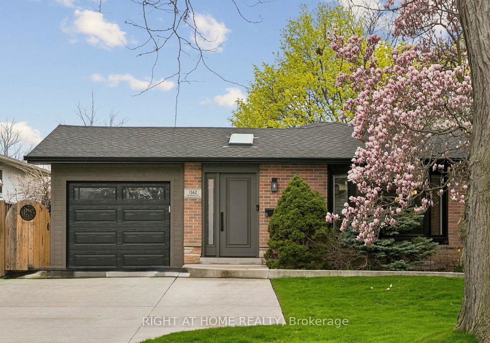 1362-sycamore-drive-burlington-ontario-w13075990