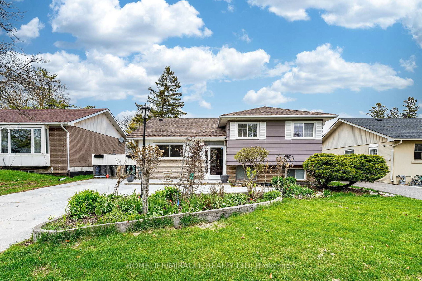 53-windermere-court-brampton-ontario-w13076044