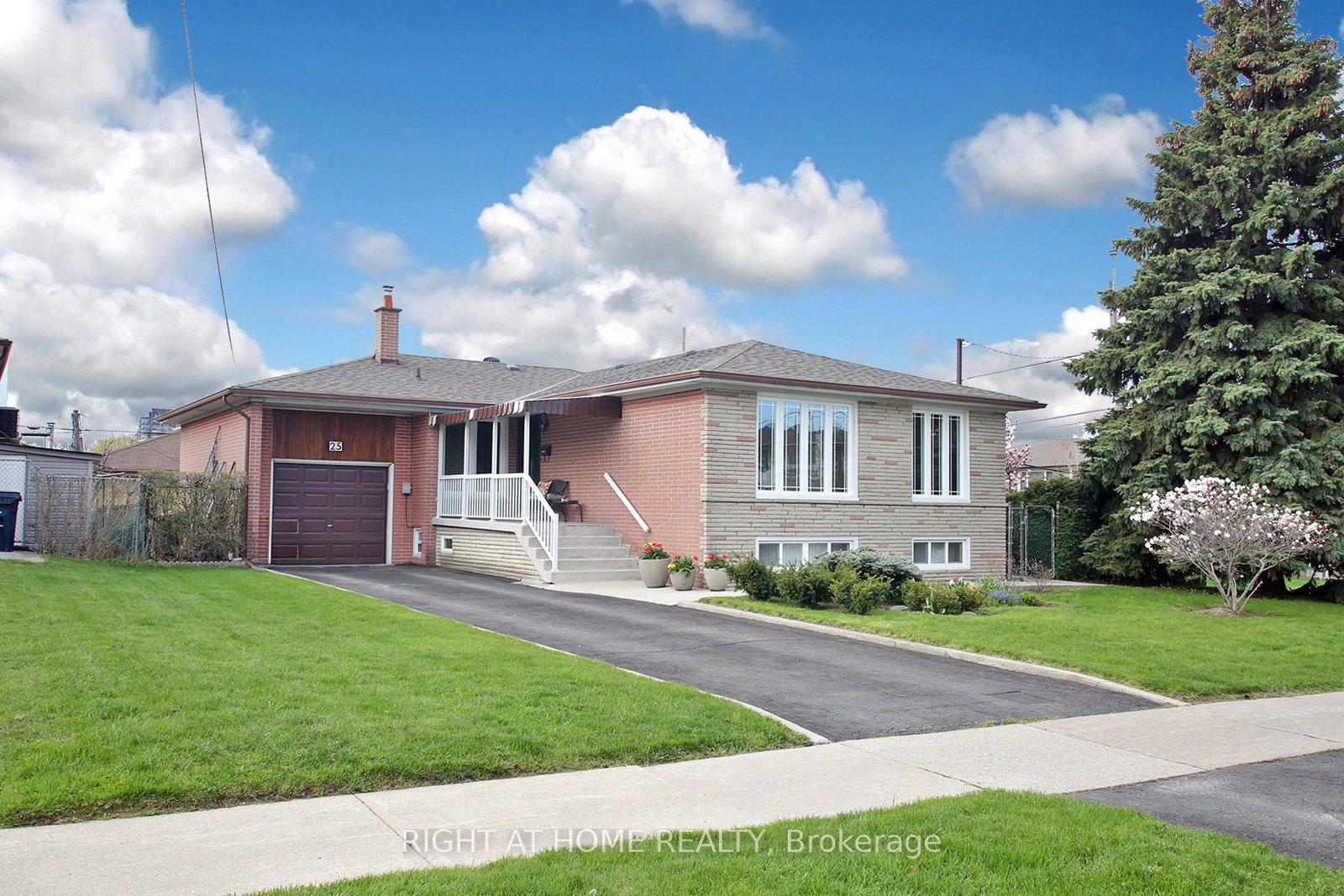 25-sparrow-avenue-north-york-ontario-w13076338