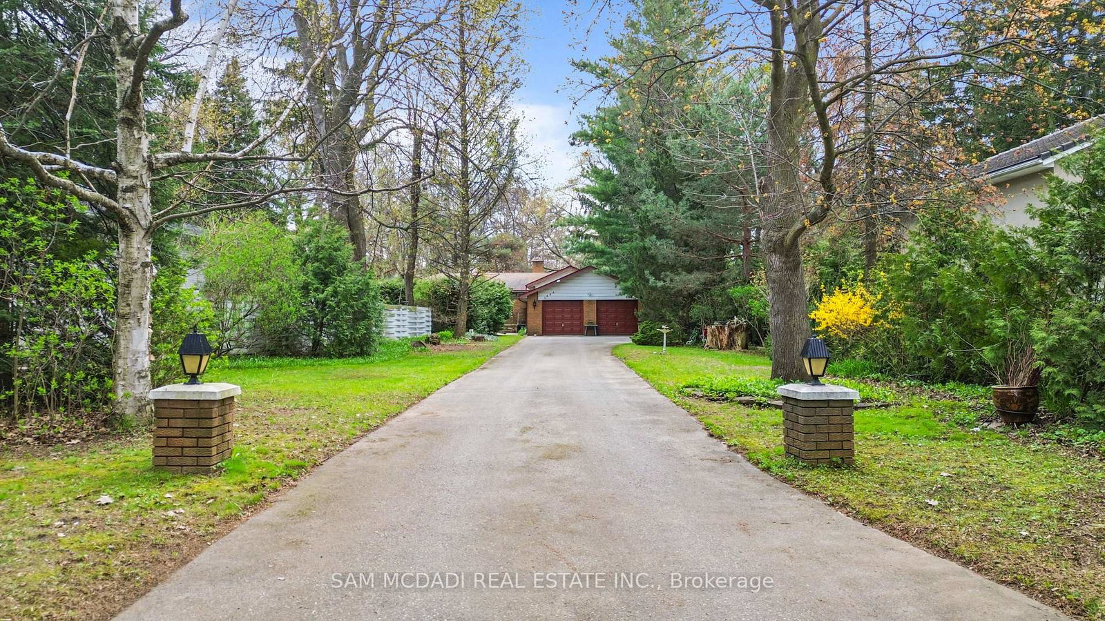 1484-indian-road-mississauga-ontario-w13076548