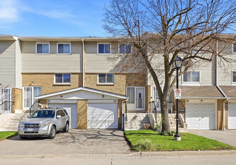 24-lincoln-court-e-brampton-ontario-w13076556