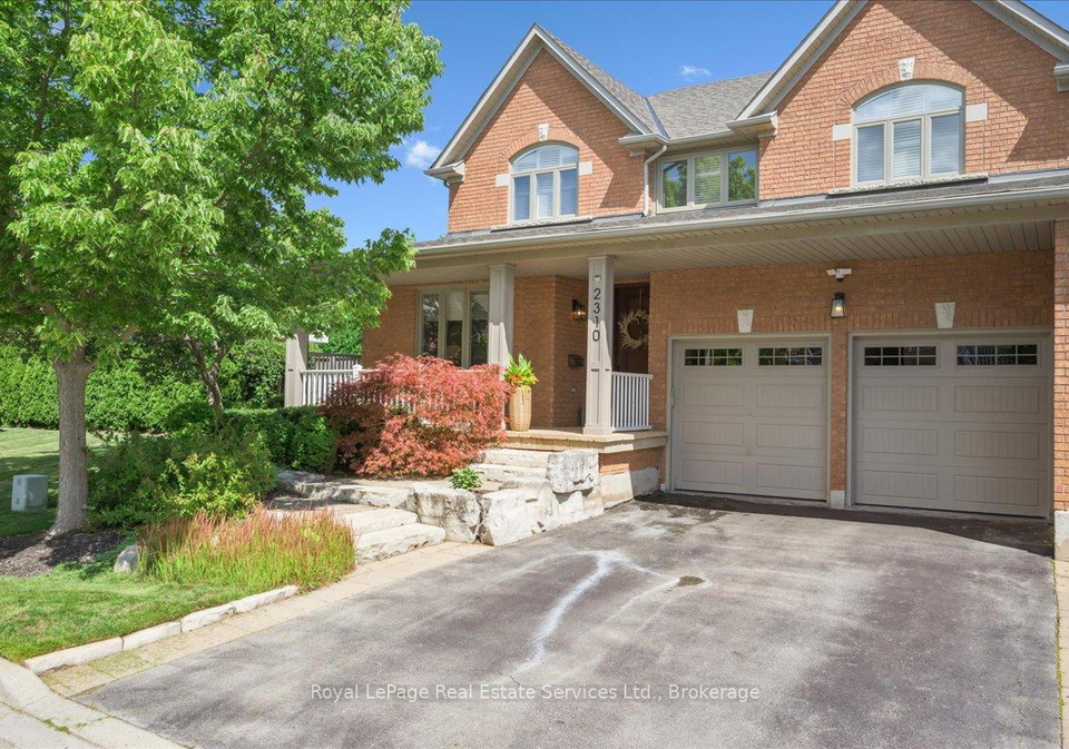 2310-briargrove-circle-oakville-ontario-w13076562
