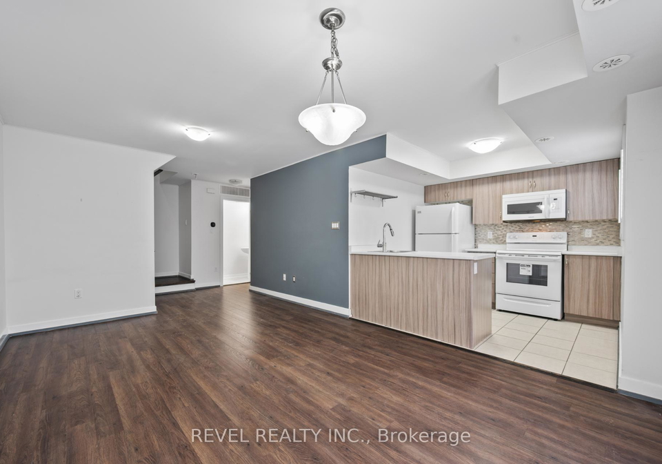 2315-sheppard-avenue-w-york-ontario-w13076610