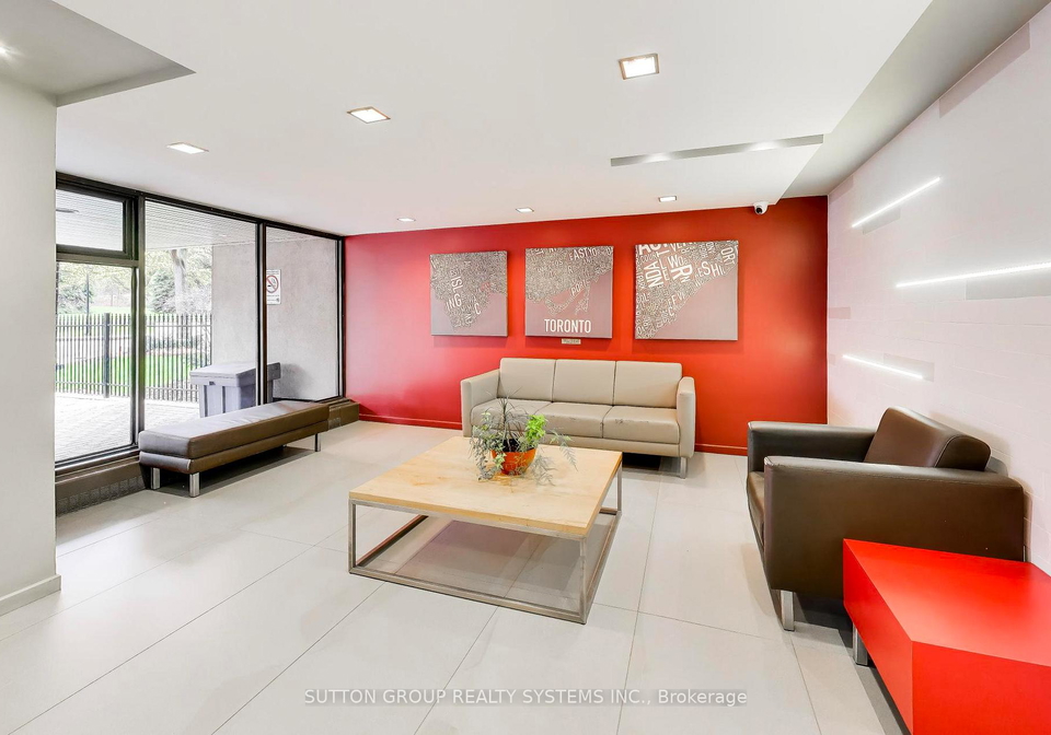 60-southport-street-toronto-ontario-w13076624