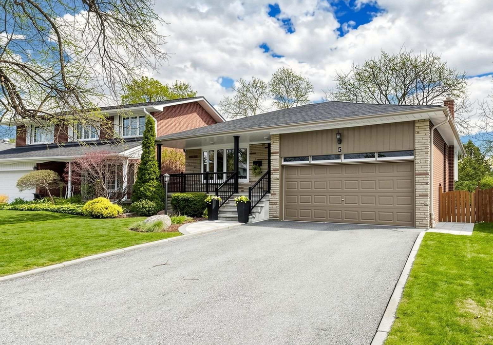 5-muirdale-avenue-etobicoke-ontario-w13076654