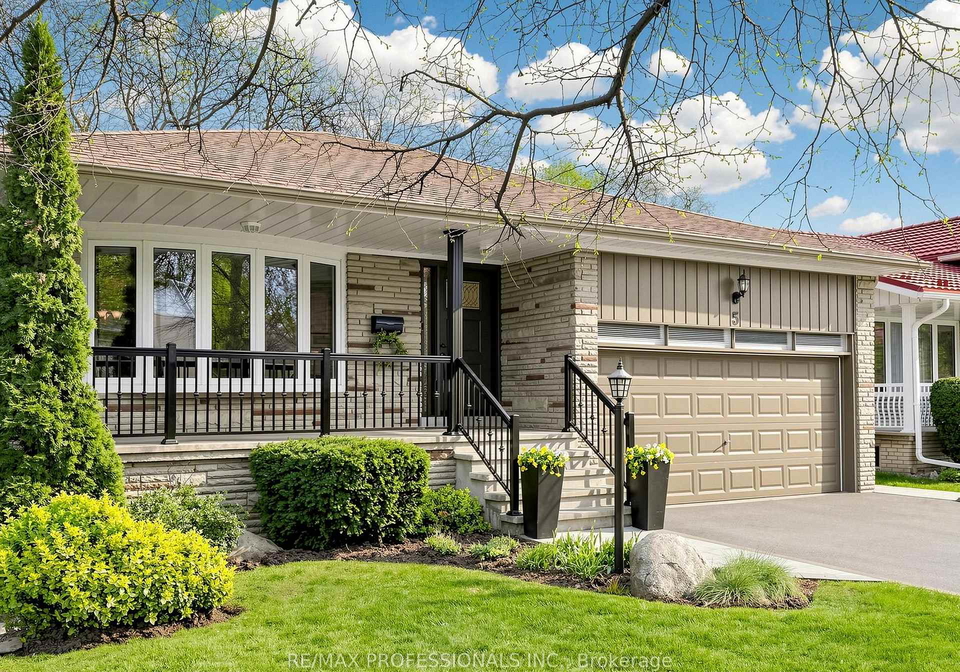 5-muirdale-avenue-etobicoke-ontario-w13076654