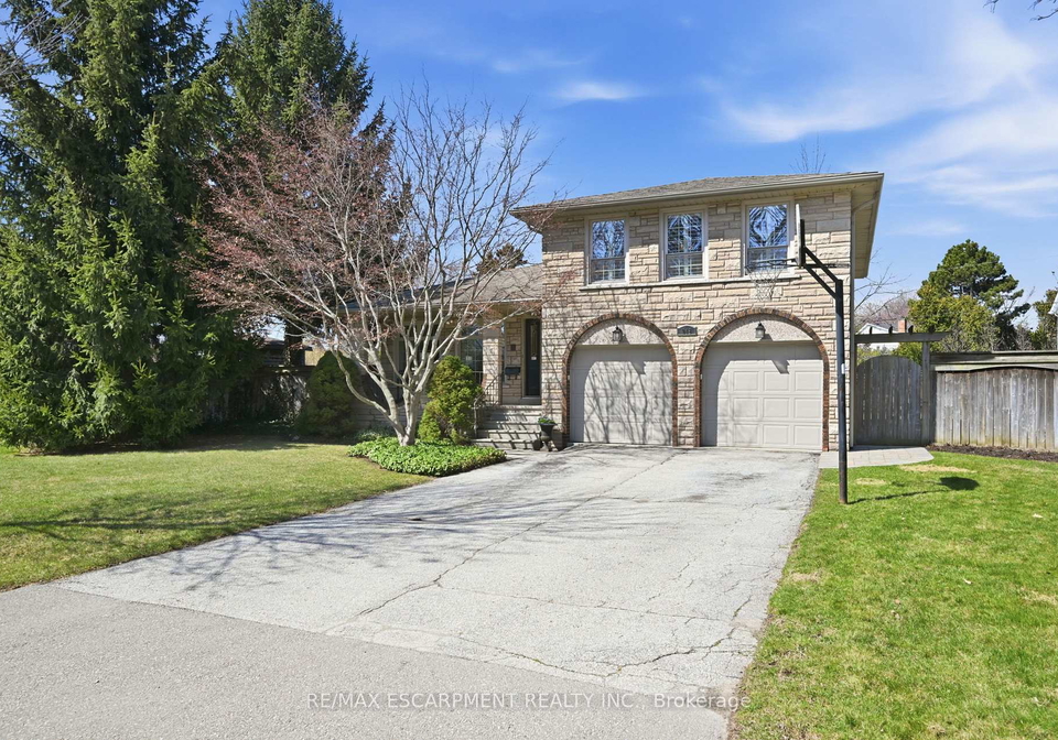248-applevale-court-burlington-ontario-w13076994