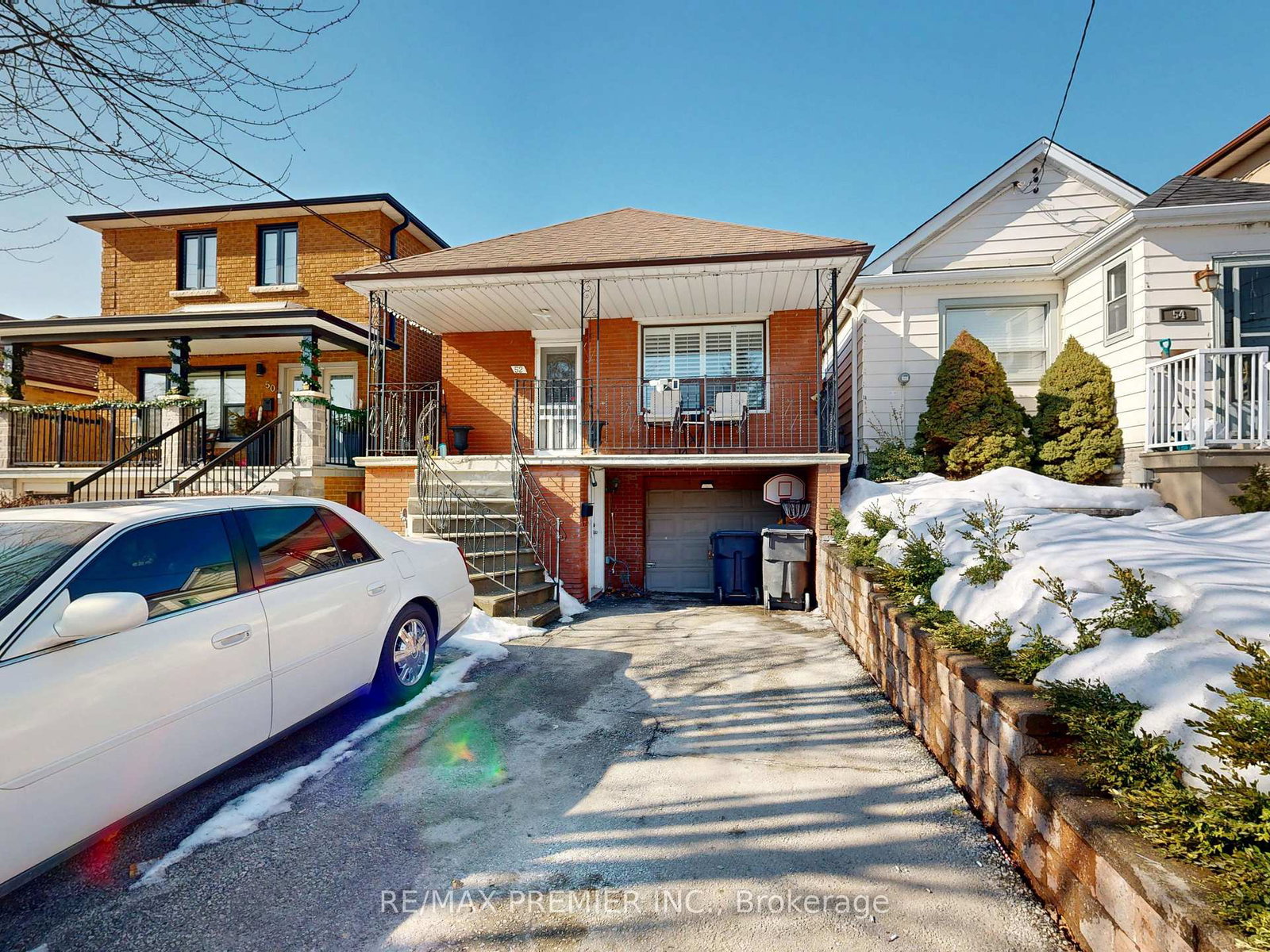 52-montcalm-avenue-north-york-ontario-w13077014