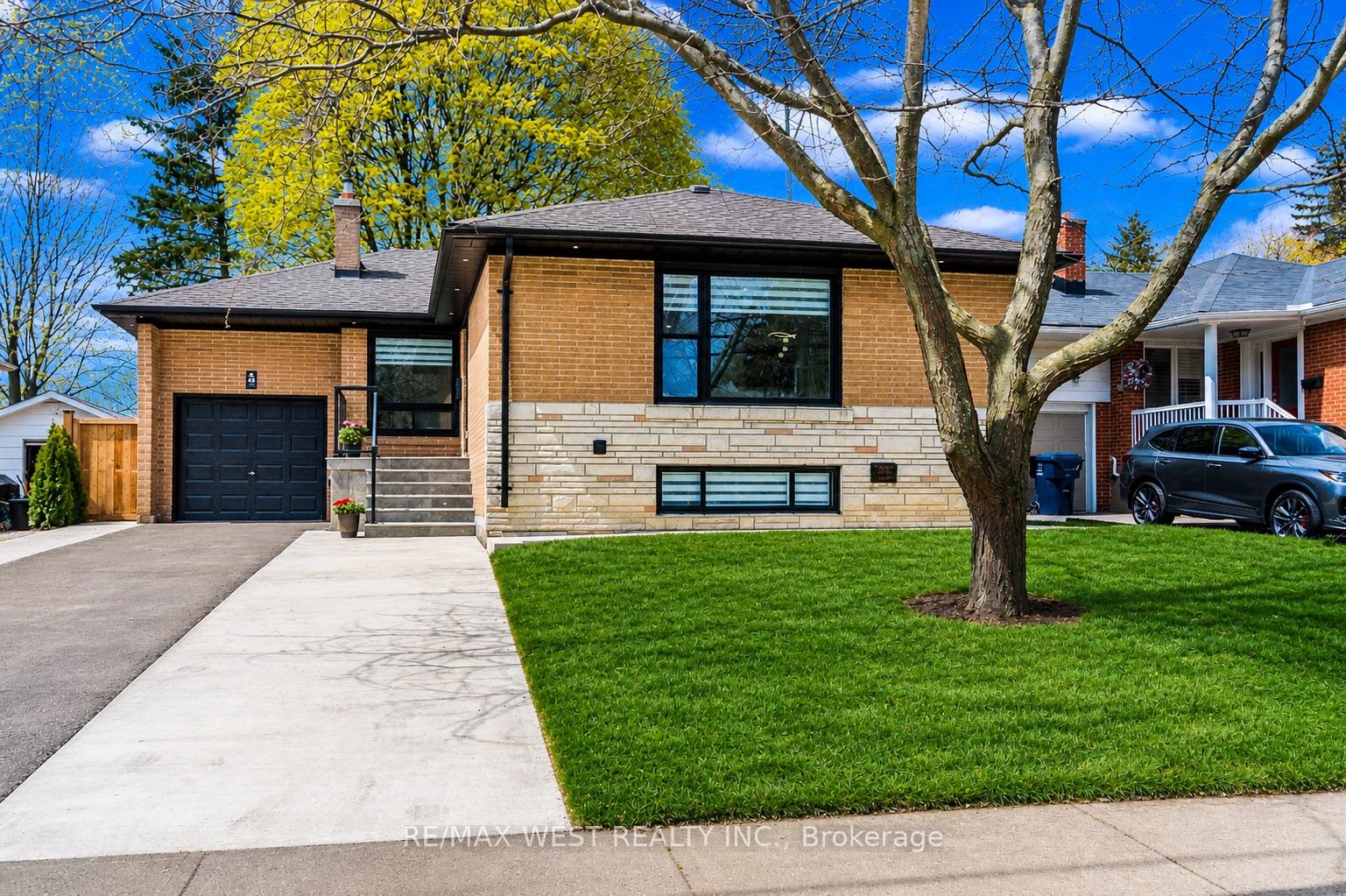 48-lloyd-manor-road-etobicoke-ontario-w13077126