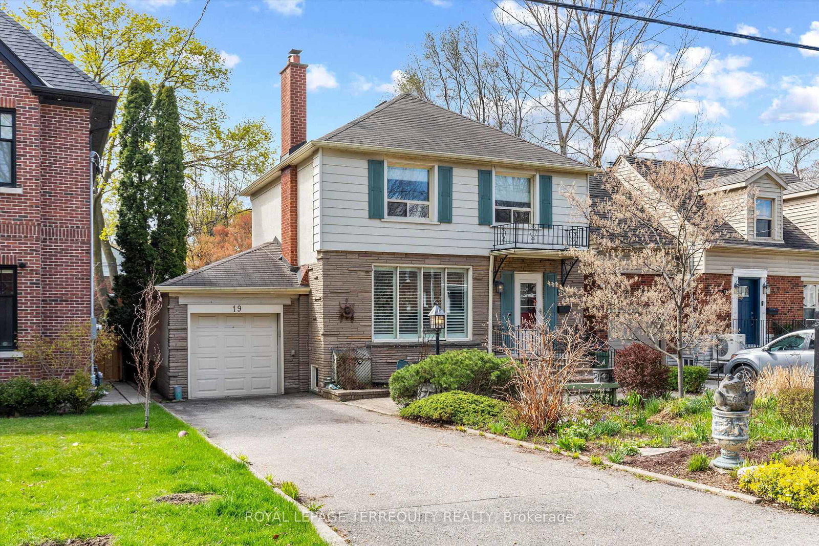 19-bernice-avenue-etobicoke-ontario-w13077312