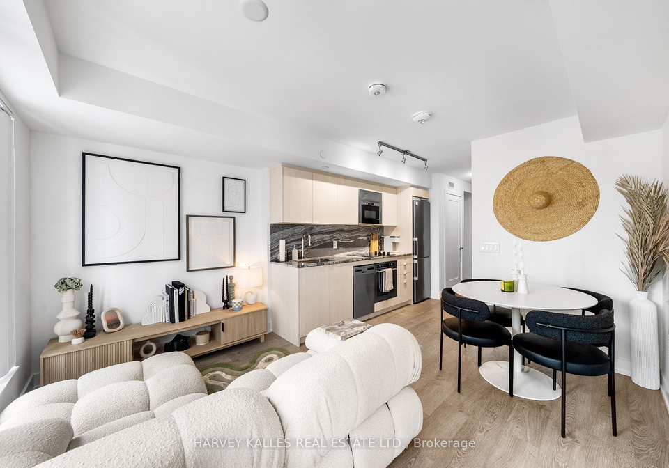 5-mabelle-avenue-etobicoke-ontario-w13077392