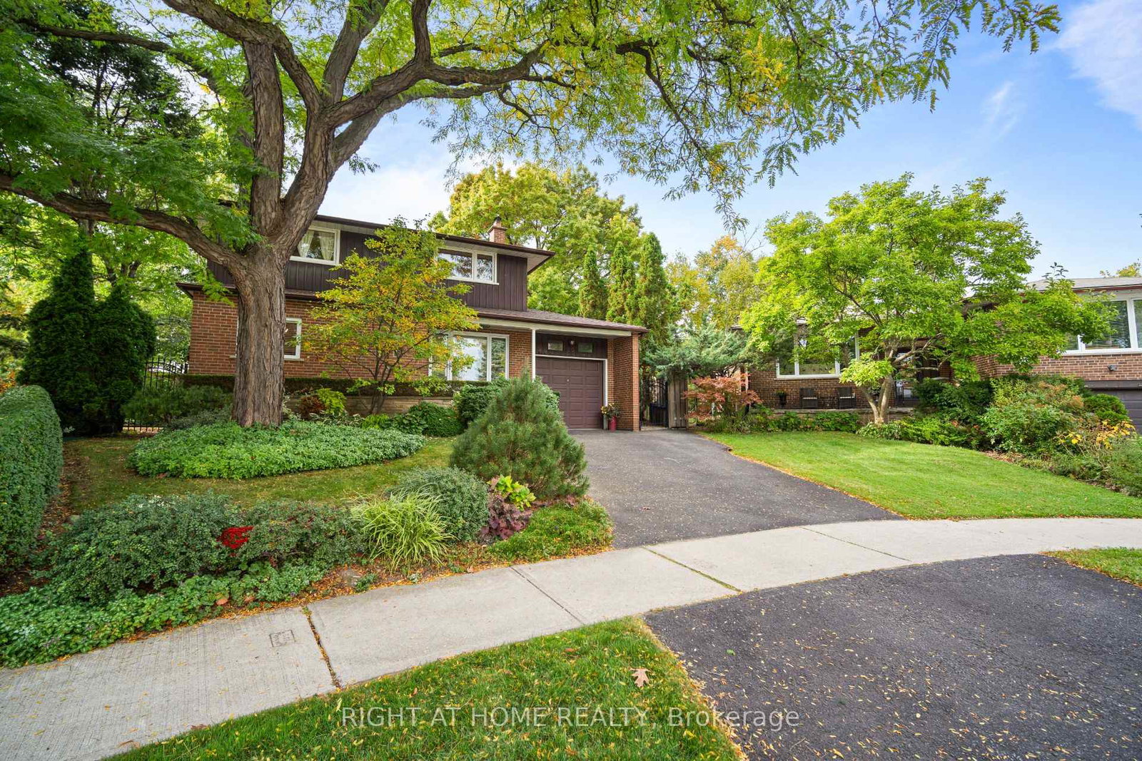 20-west-deane-valley-road-etobicoke-ontario-w13077496