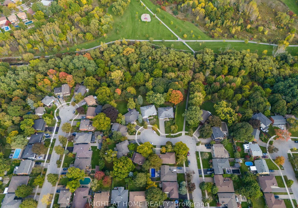 20-west-deane-valley-road-etobicoke-ontario-w13077496