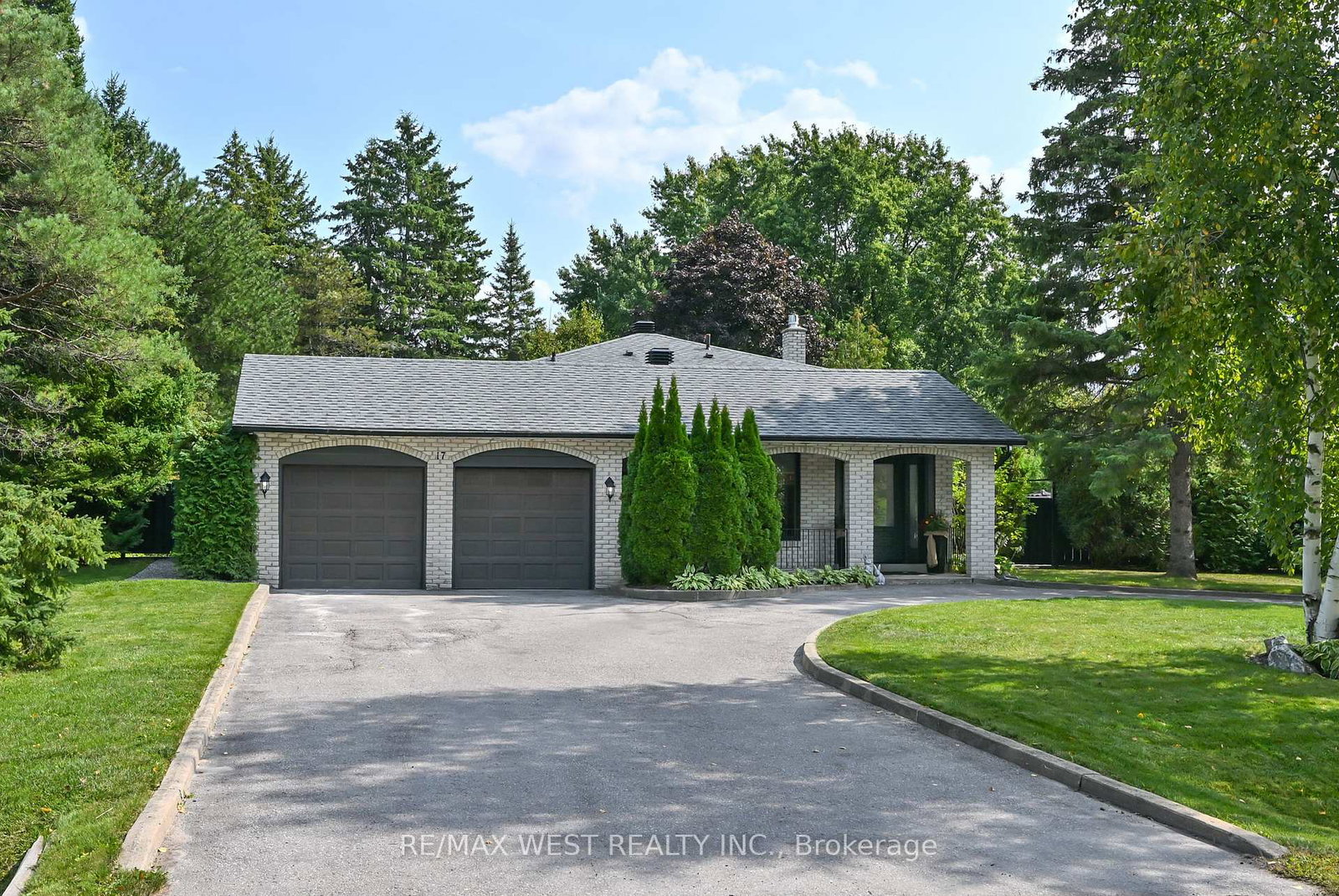 17-pineridge-drive-caledon-ontario-w13077540