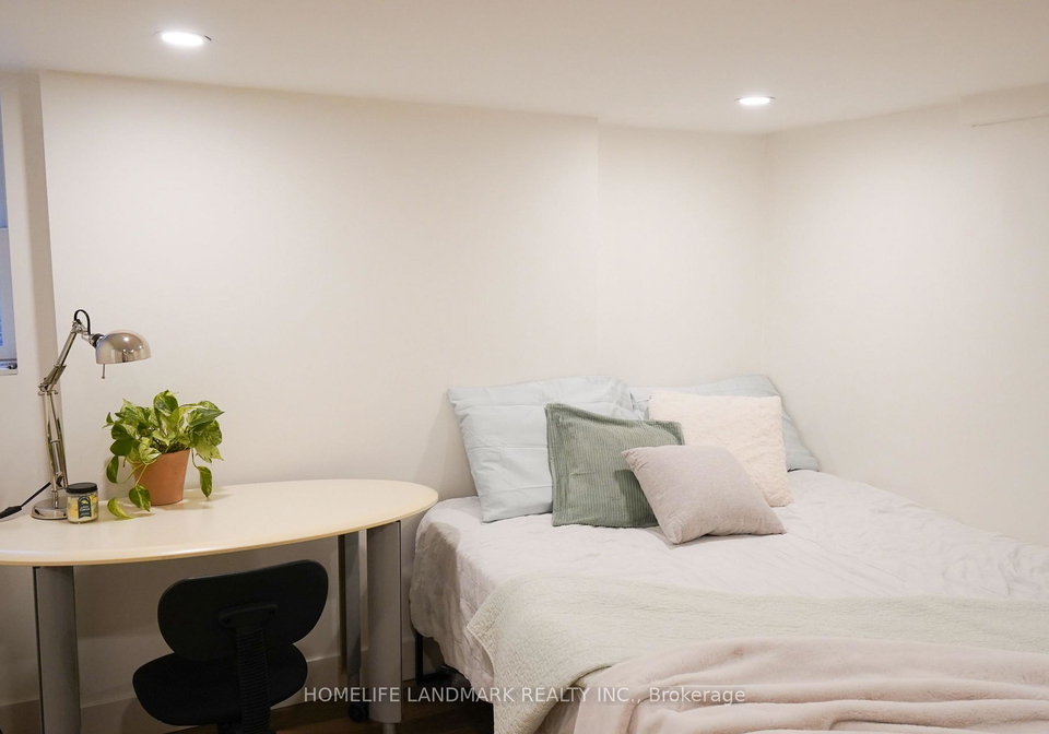479-whitmore-avenue-north-york-ontario-w13077686
