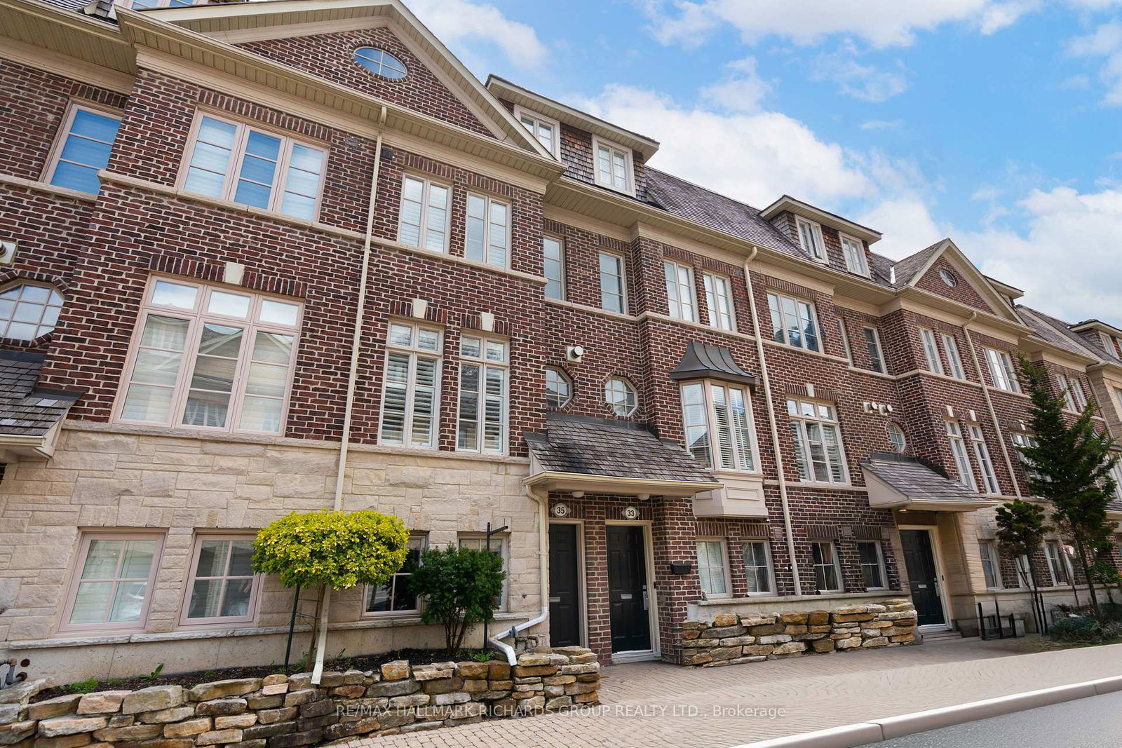 35-furrow-lane-etobicoke-ontario-w13077800