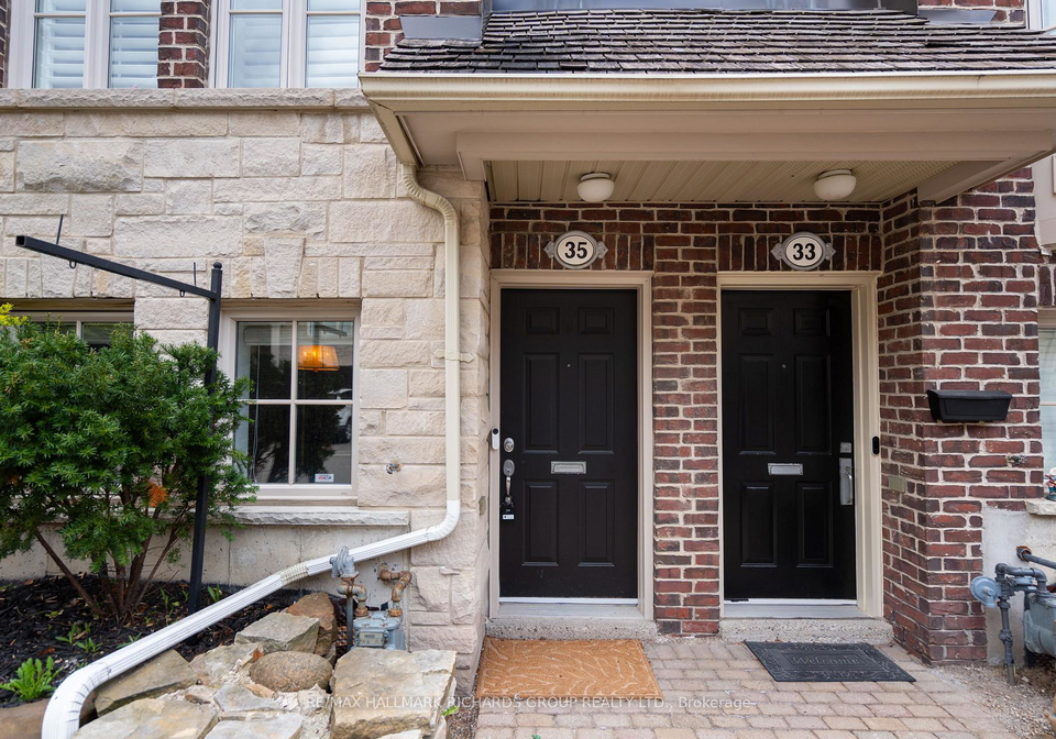 35-furrow-lane-etobicoke-ontario-w13077800