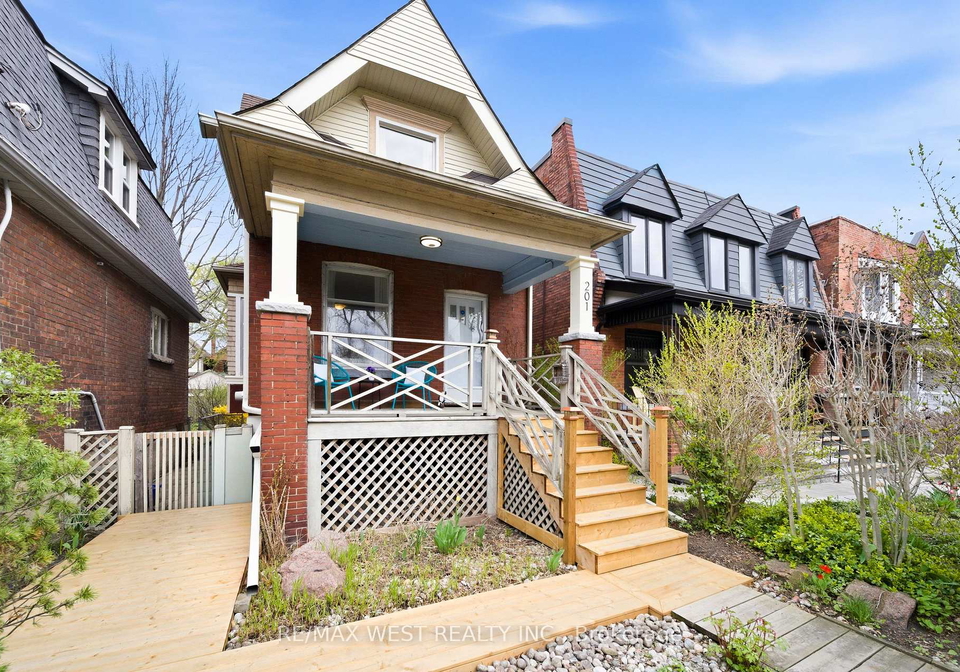 201-gilmour-avenue-toronto-ontario-w13077854