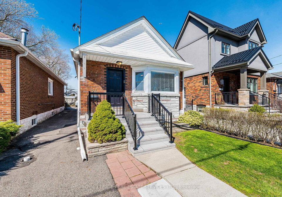 24-seventh-street-etobicoke-ontario-w13078046